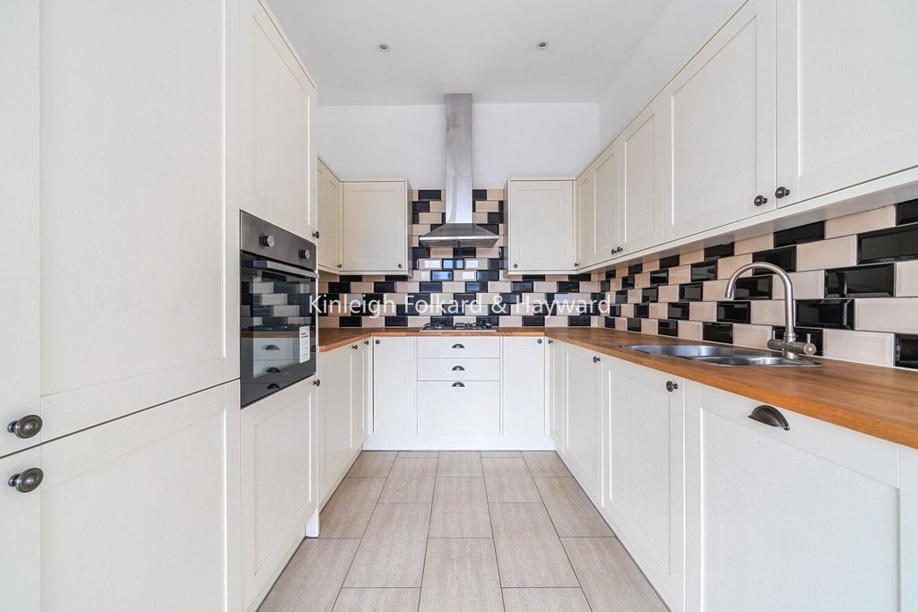 Property photo 3 of 20 Picture No. 20