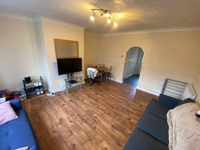 Property photo 3 of 9 Image