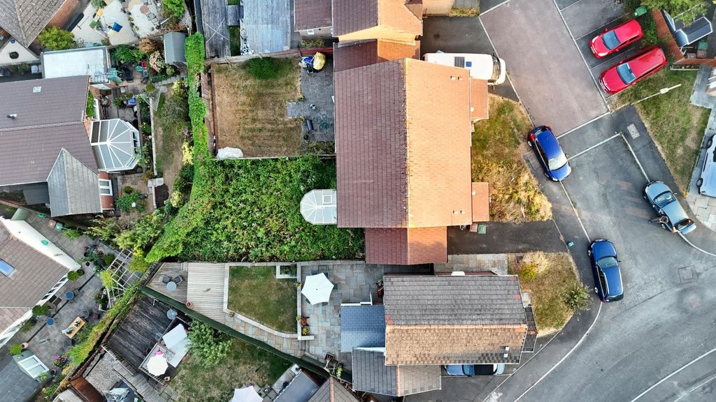 Property photo 3 of 7