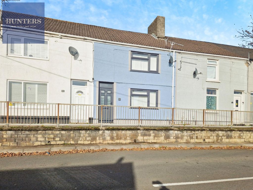 Property photo 1 of 18 Front (Exterior)