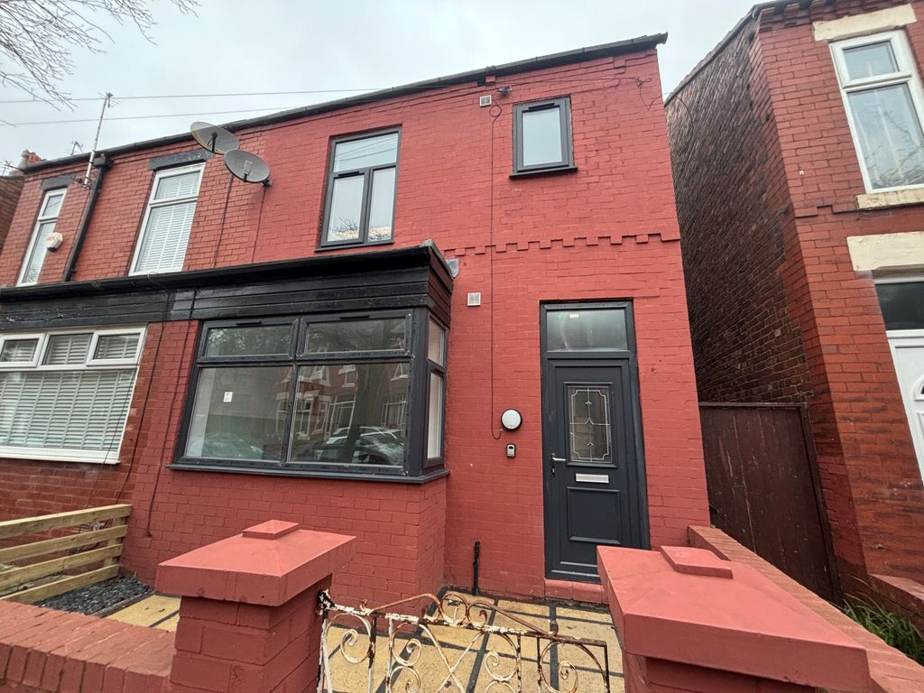 Property photo 1 of 6 Front