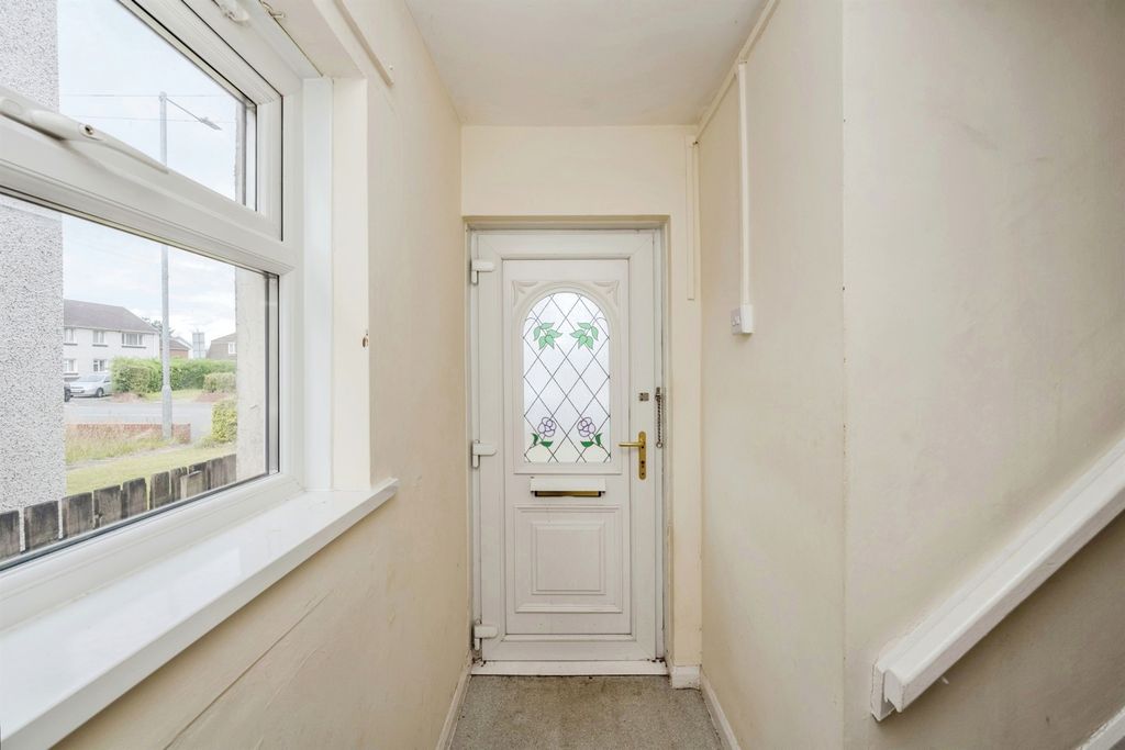 Property photo 3 of 16 Image