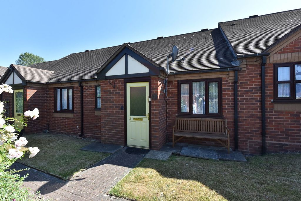 Property photo 1 of 17