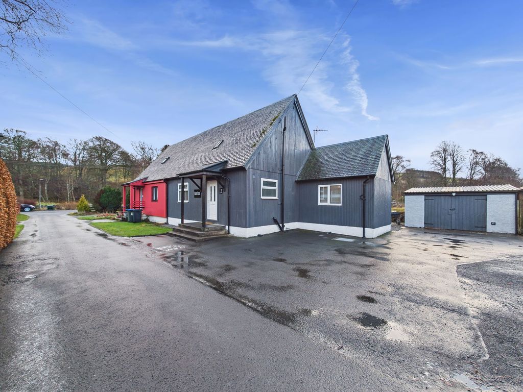 Property photo 1 of 17 Front