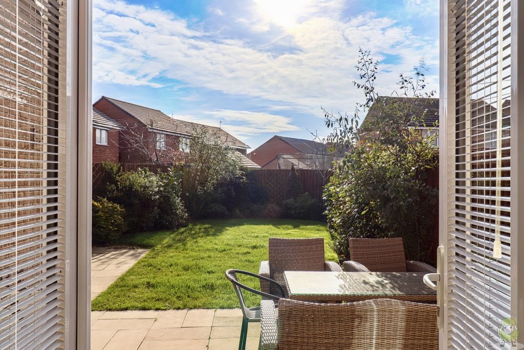 Property photo 3 of 14