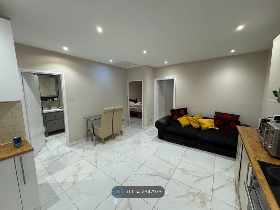 Property photo 1 of 7 Open Plan Kitchen Living Room