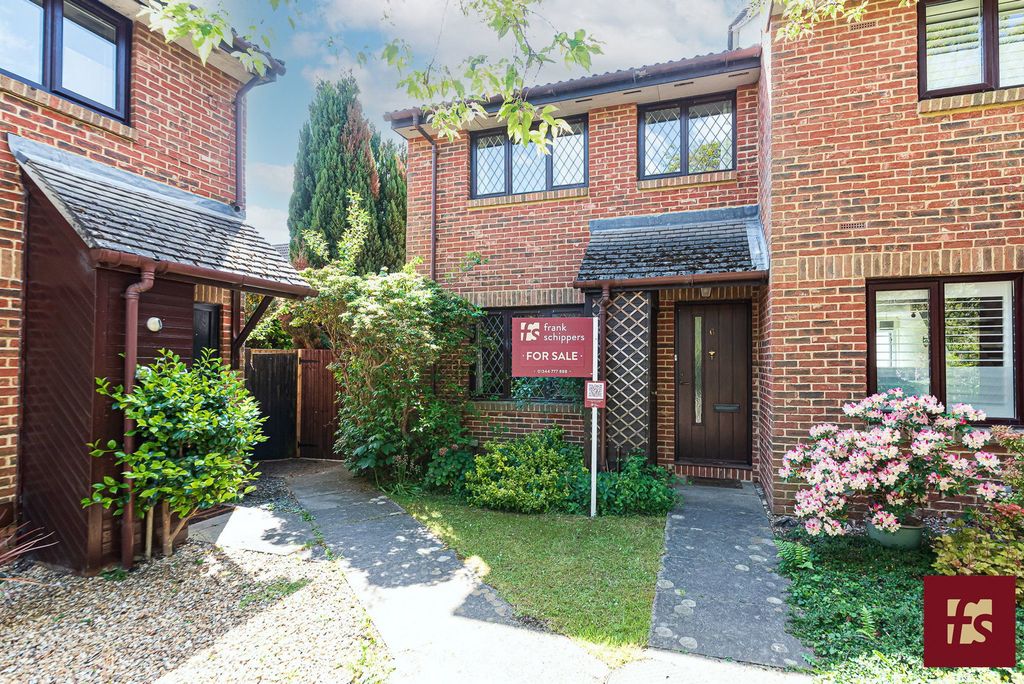 Property photo 1 of 23
