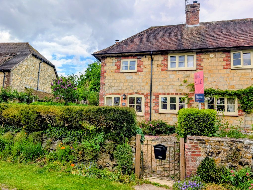 Property photo 1 of 10 1