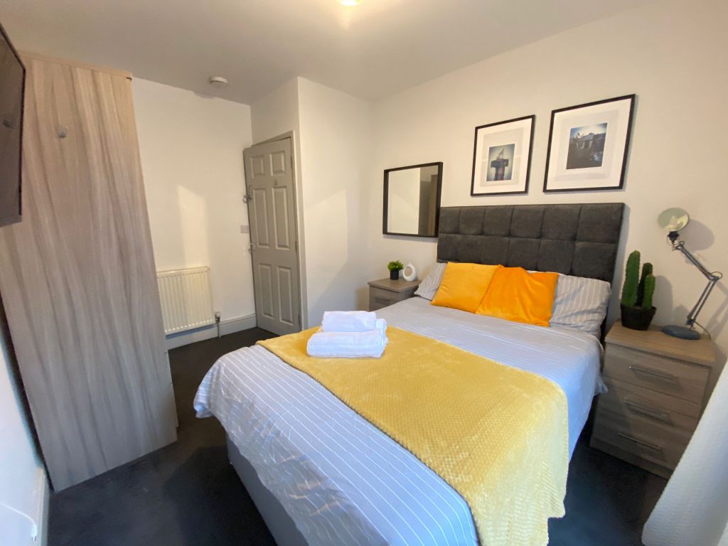 Property photo 2 of 6 95 Drewry 1