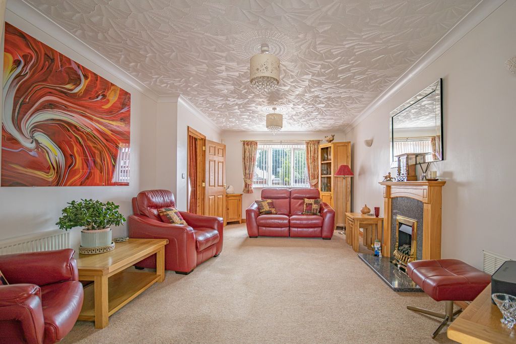 Property photo 2 of 24 5242783