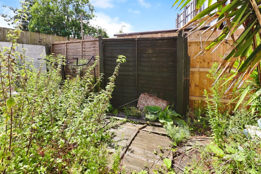 Property photo 3 of 13