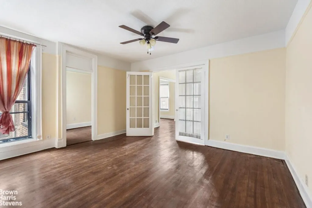 Property photo 1 of 4