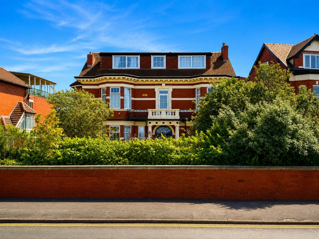 Property photo 1 of 38 4840420