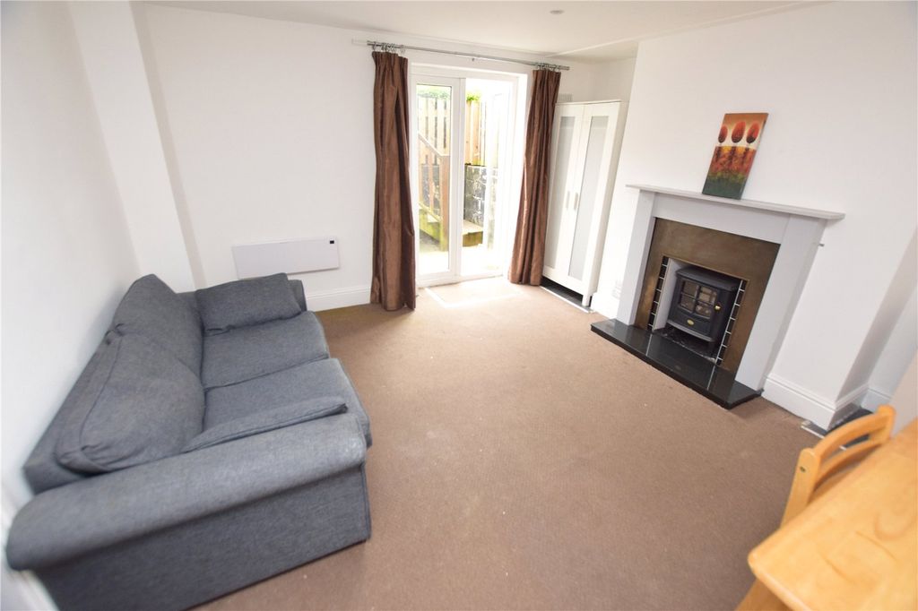 Property photo 2 of 6 Picture No. 09