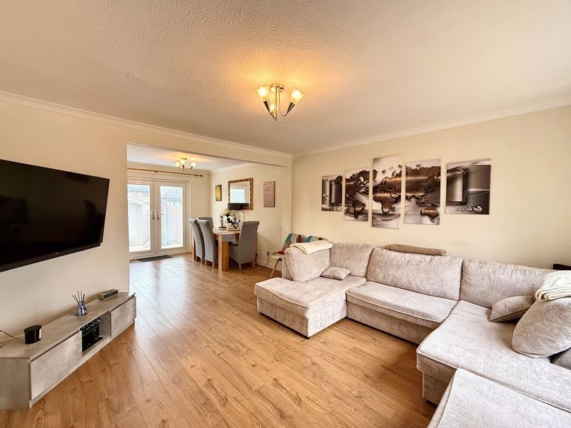 Property photo 2 of 18 Photo 3