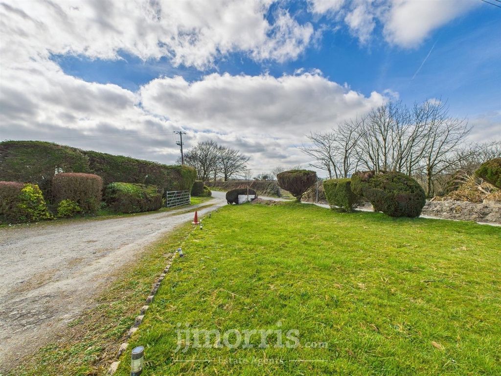 Property photo 3 of 54 Cam05297G0-Pr0008-Still004.Jpg