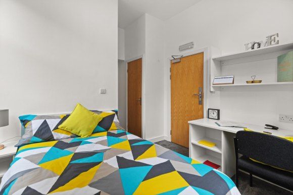 Property photo 1 of 6 8886162.Jpg