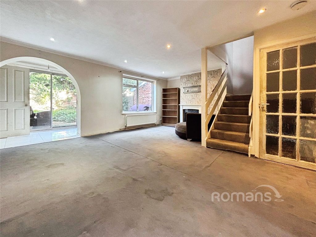 Property photo 2 of 13 Picture No. 16