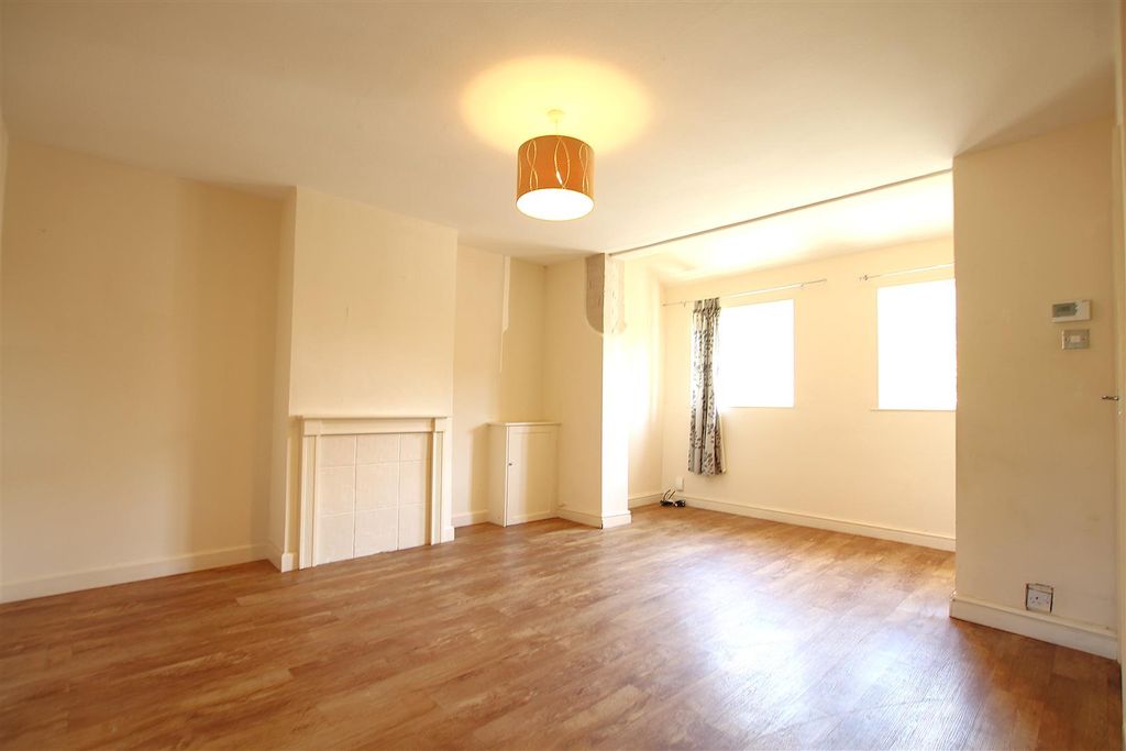 Property photo 2 of 8 Living Room