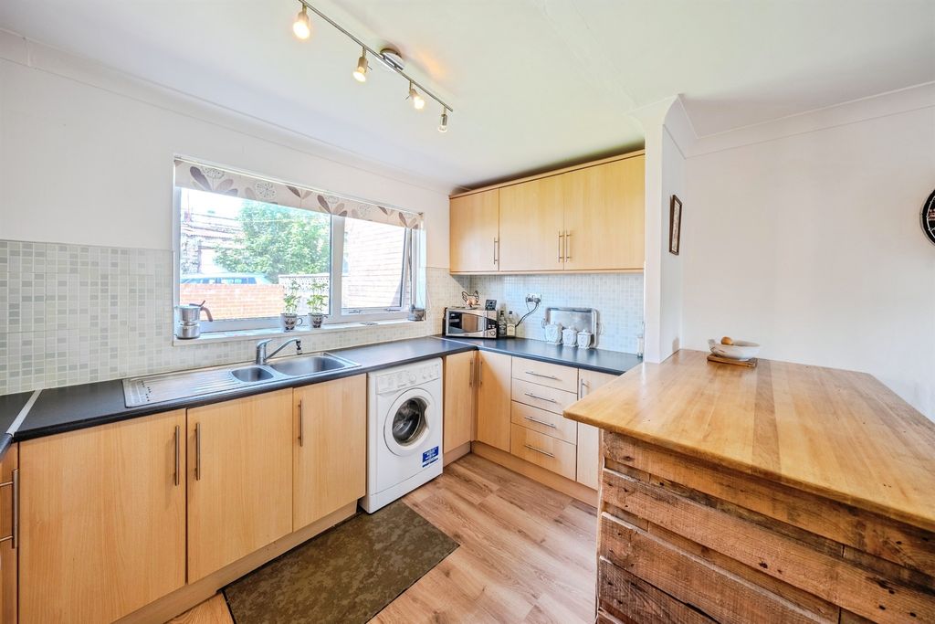 Additional image 12 of 2 bed flat for saleZion Place, Ebbw Vale NP23