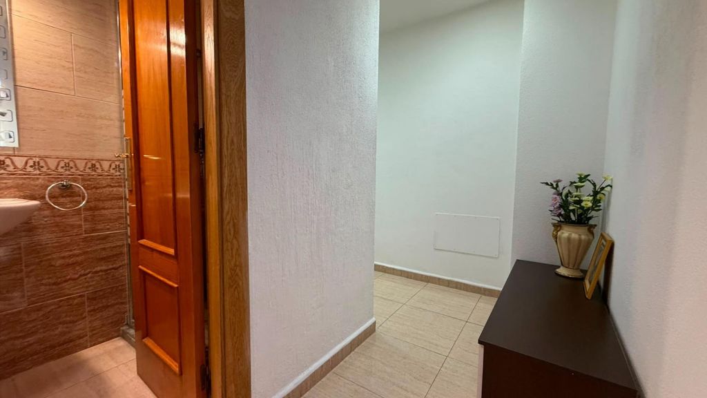 Property photo 3 of 50