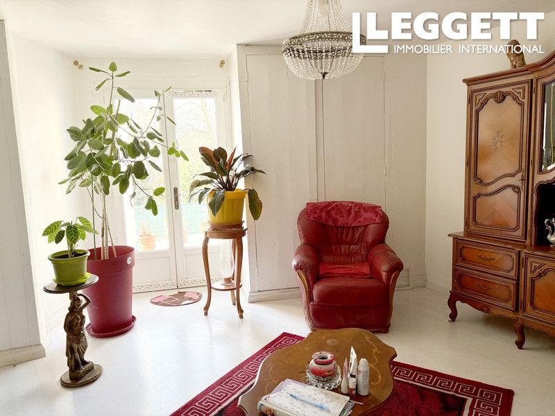 Property photo 3 of 10