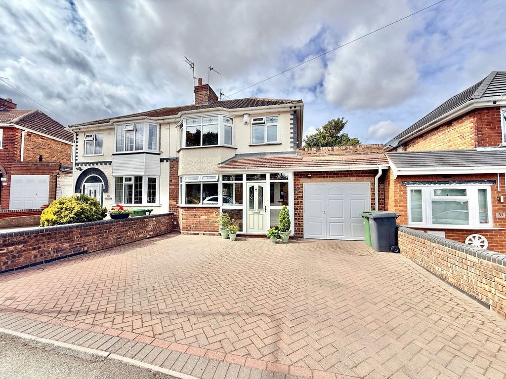 Property photo 1 of 27