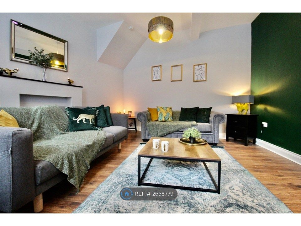 Property photo 3 of 16 Living Area