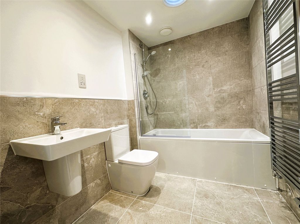 Property photo 3 of 29 Picture No. 26