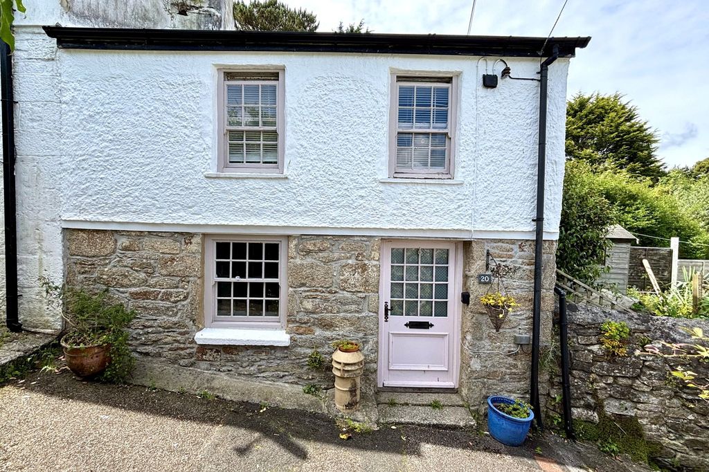 Property photo 1 of 18