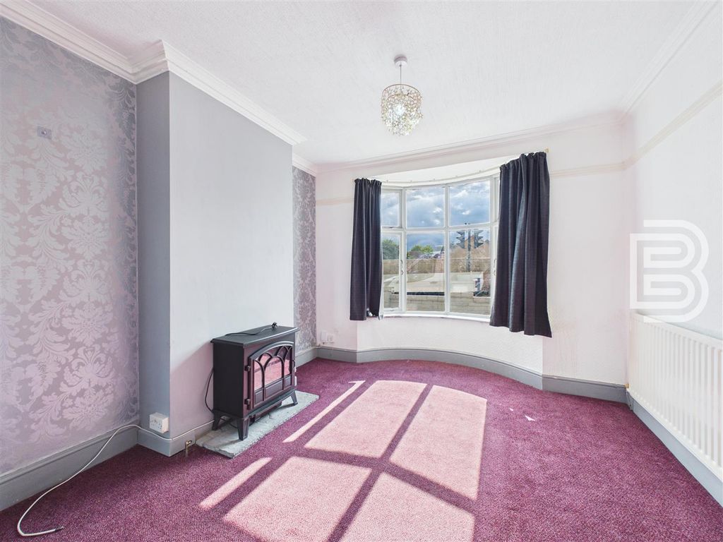 Property photo 3 of 14 Living Dining Room (1).Jpg