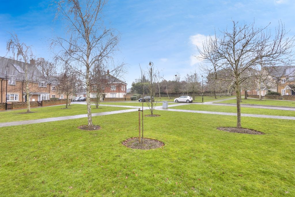 Property photo 3 of 18