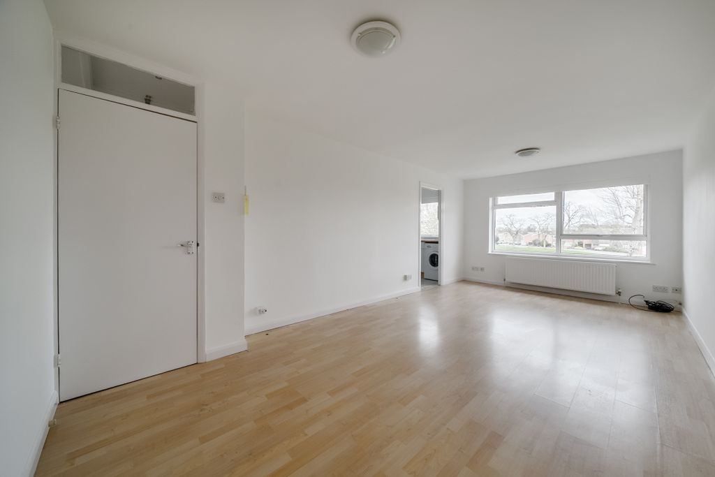 Property photo 3 of 8 1261828 (1)