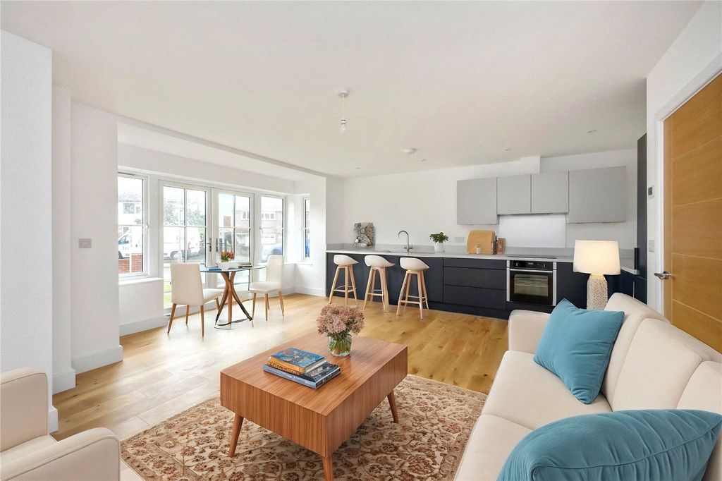 Property photo 3 of 13 Picture No. 26