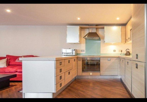 Property photo 2 of 12 Kitchen