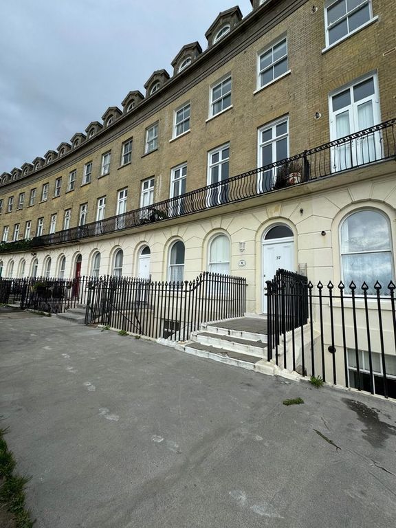 Property photo 1 of 5 Photo 5