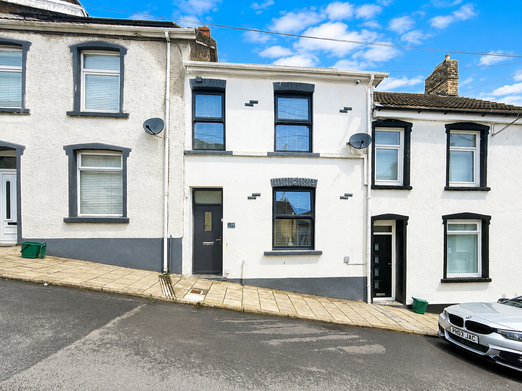 Property photo 1 of 20 BA7E7B22-Ad70-481B-89E7-336761Ccd837