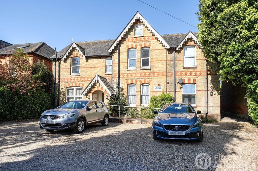 Property photo 1 of 11 1
