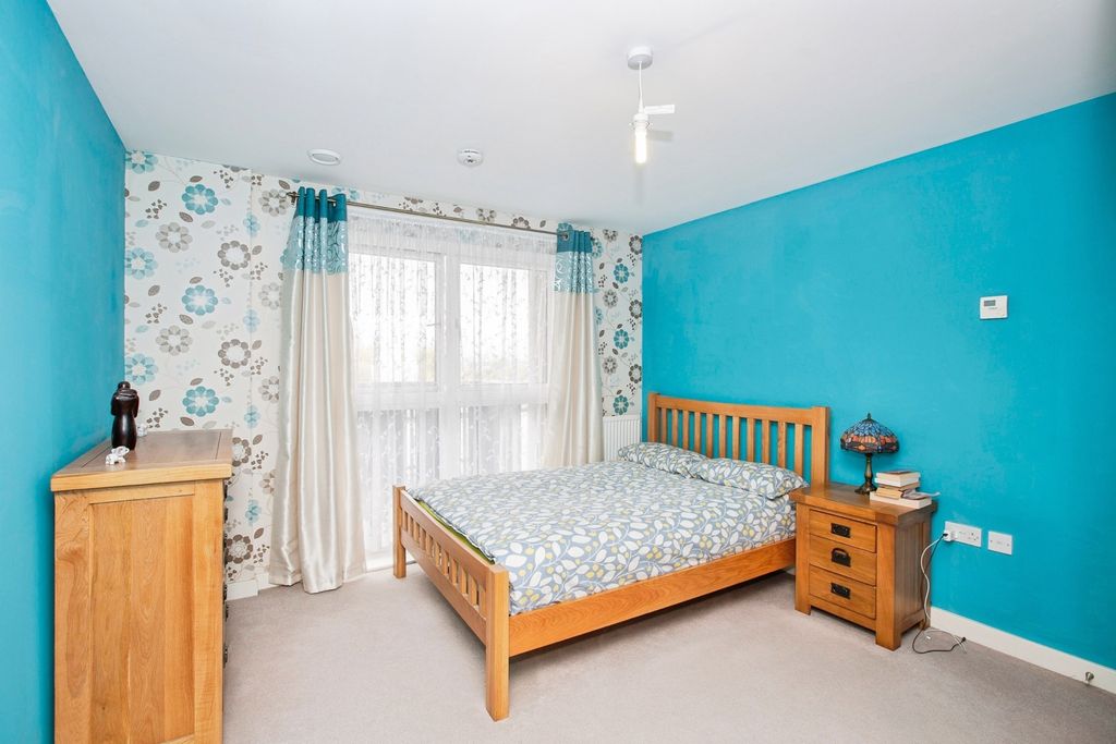 Property photo 3 of 16 Photo