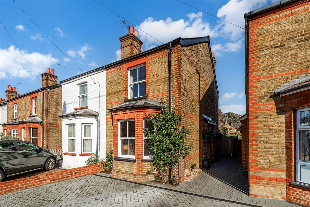 Property photo 1 of 14 Lower Court Road (5).Jpg