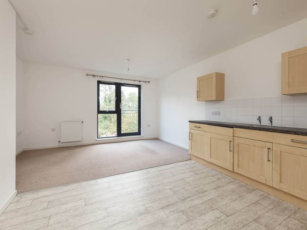 Property photo 2 of 12 76121_Harvesters-003