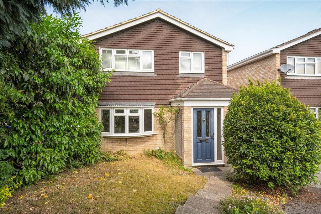 Property photo 1 of 12