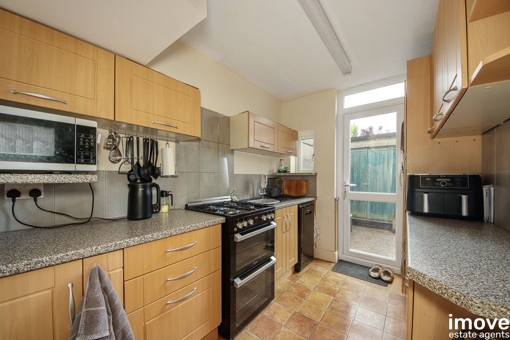 Property photo 3 of 12