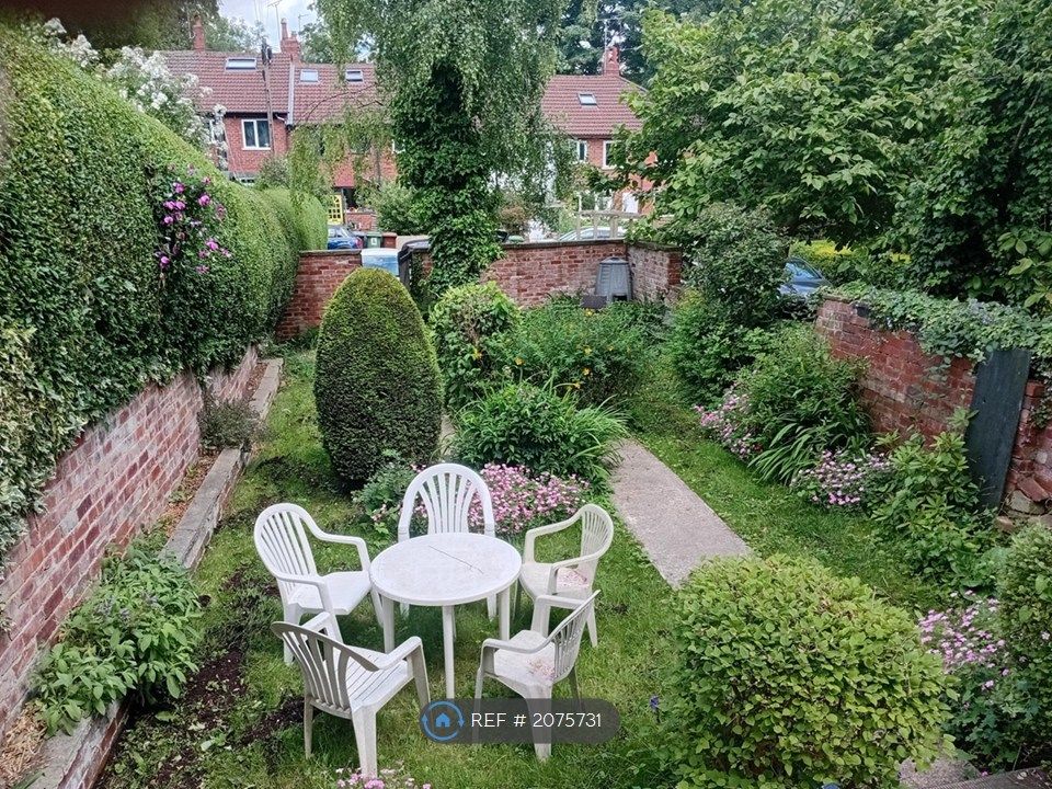 Property photo 2 of 19