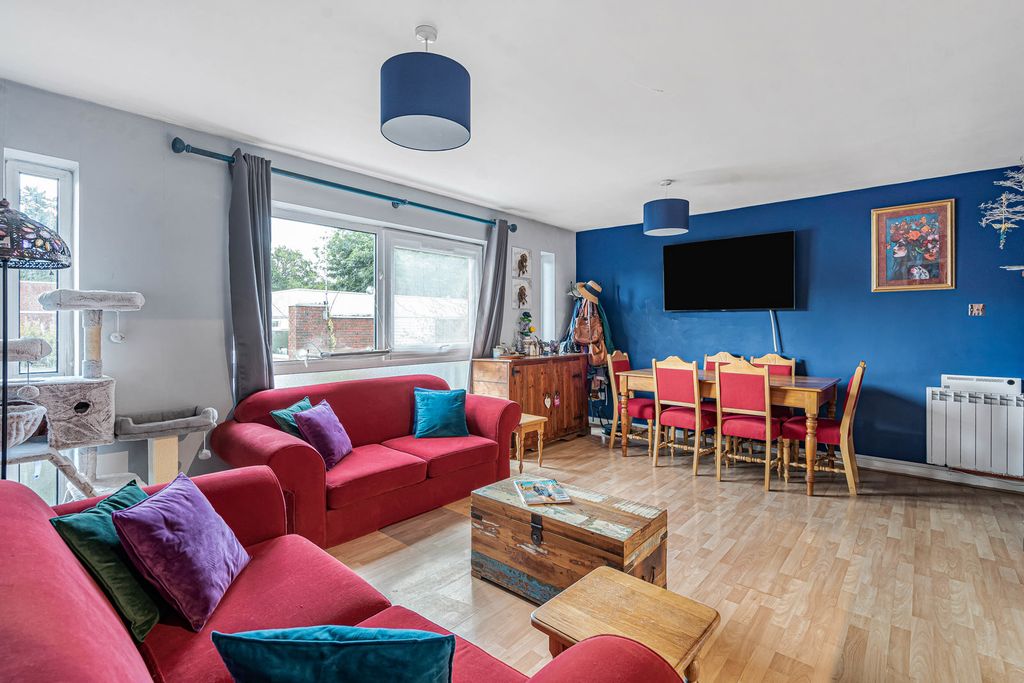 Property photo 2 of 11 Reception Room