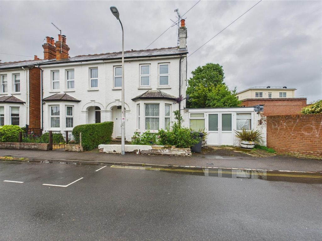 Property photo 1 of 16 Cam01224G0-Pr0646-Still015.Jpg
