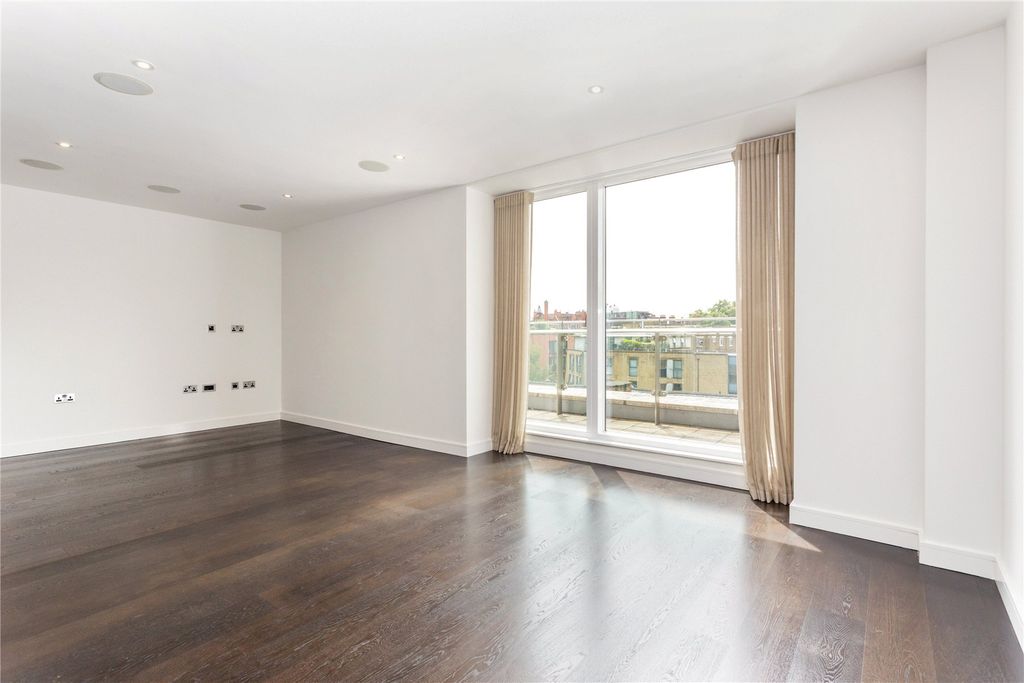 Property photo 1 of 8 Picture No. 04