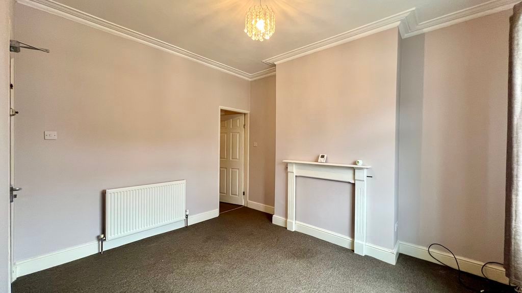 Property photo 3 of 10 Photo 1