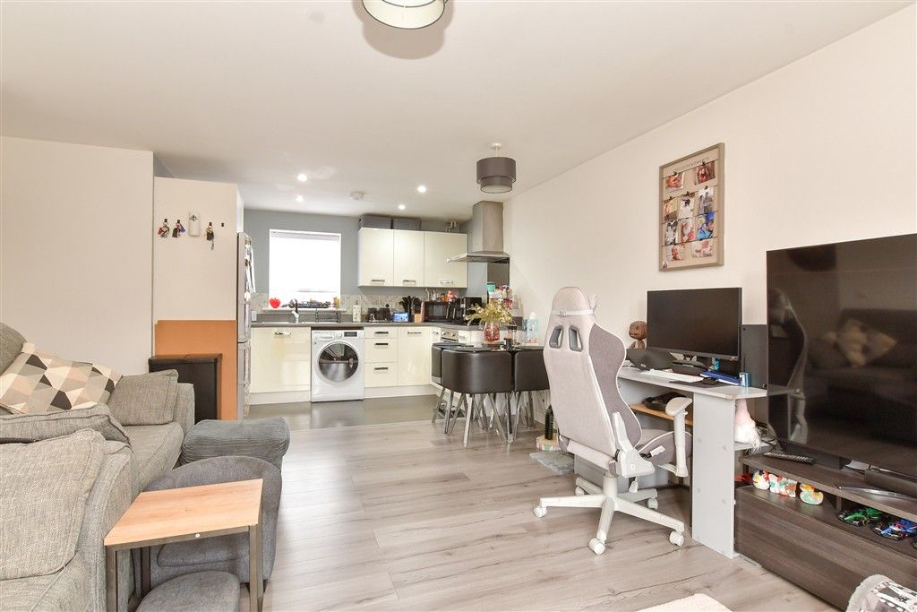 Property photo 3 of 11 Kitchen/Living Area