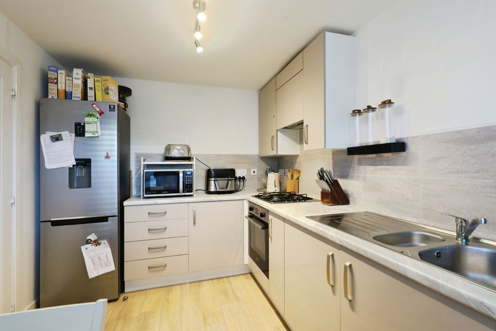 Property photo 3 of 16